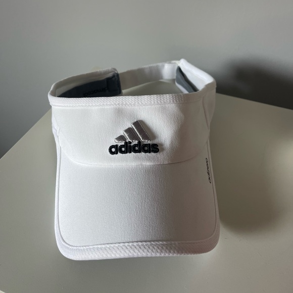 Adidas visor - Picture 2 of 2